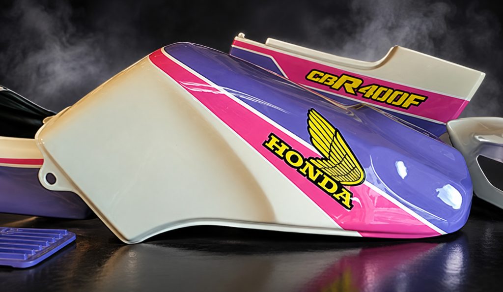 CBR400Fのバイク塗装施工事例・作品6